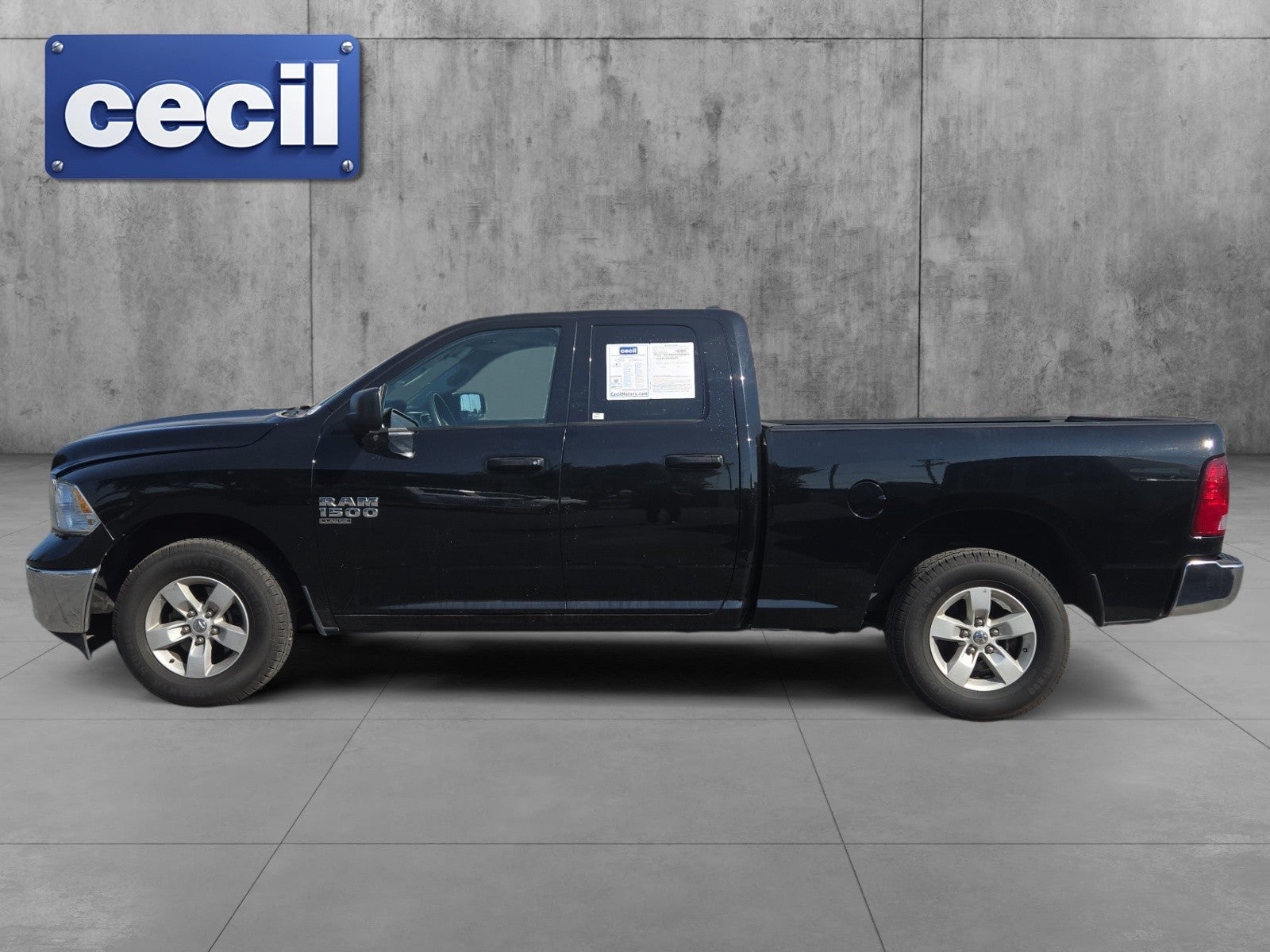 2024 RAM 1500 Classic SLT