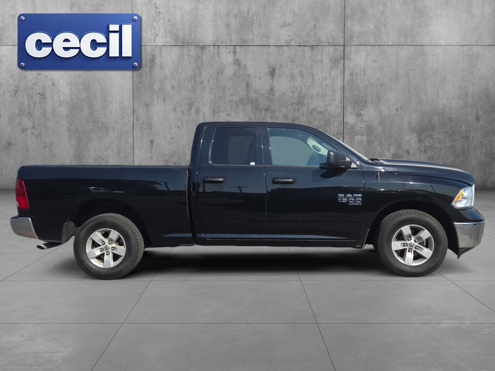 2024 RAM 1500 Classic SLT