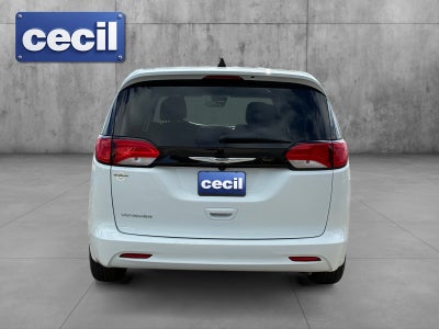 2023 Chrysler Voyager (fleet-only) LX