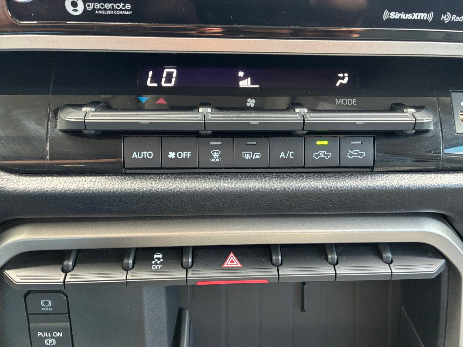 2022 Toyota Tundra 4WD SR5