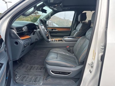 2022 Jeep Grand Wagoneer Series III