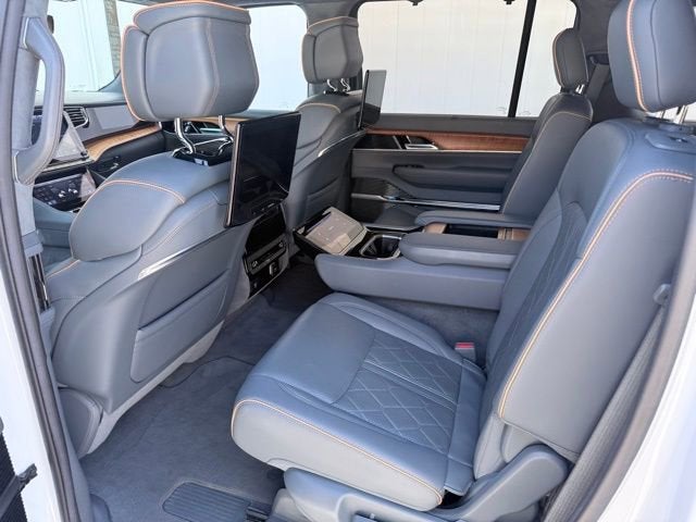 2022 Jeep Grand Wagoneer Series III 4x4