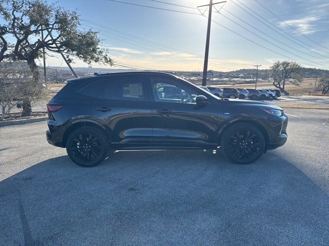 2023 Ford Escape ST-Line Elite