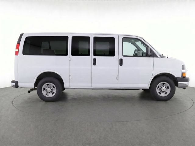 2013 Chevrolet Express Passenger 2500 LT
