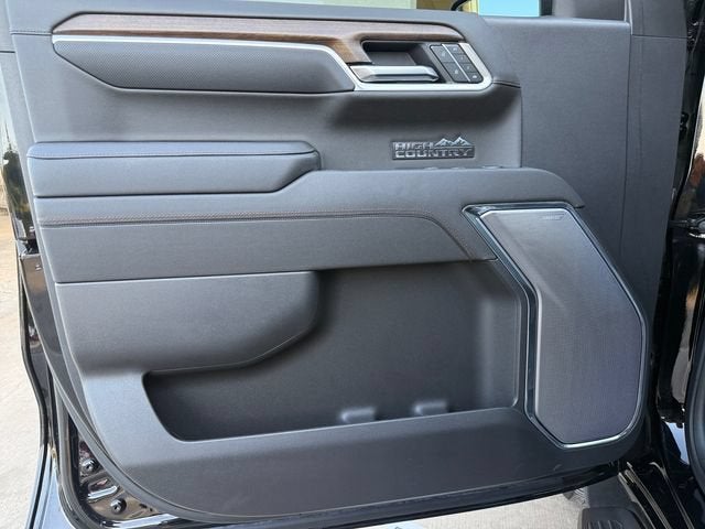 2025 Chevrolet Silverado 1500 High Country