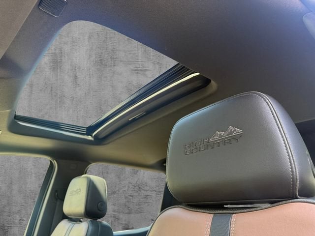 2022 Chevrolet Silverado 1500 LTD High Country