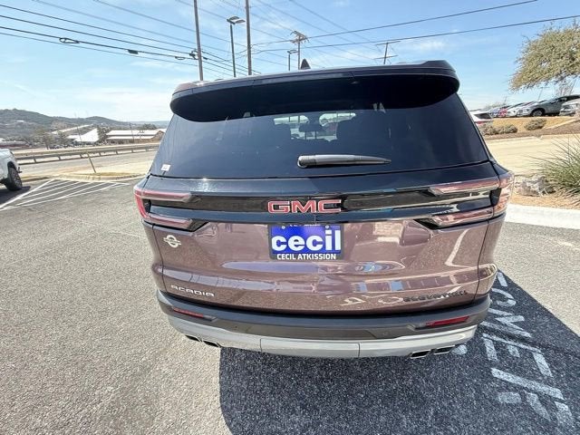 2025 GMC Acadia Elevation