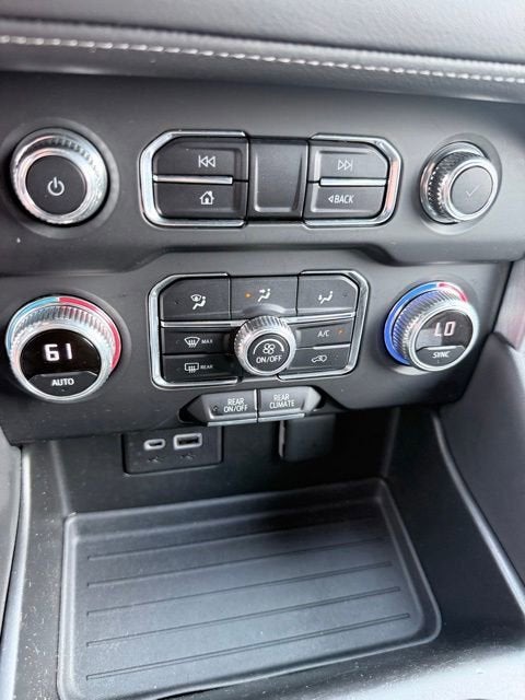 2022 GMC Yukon SLE