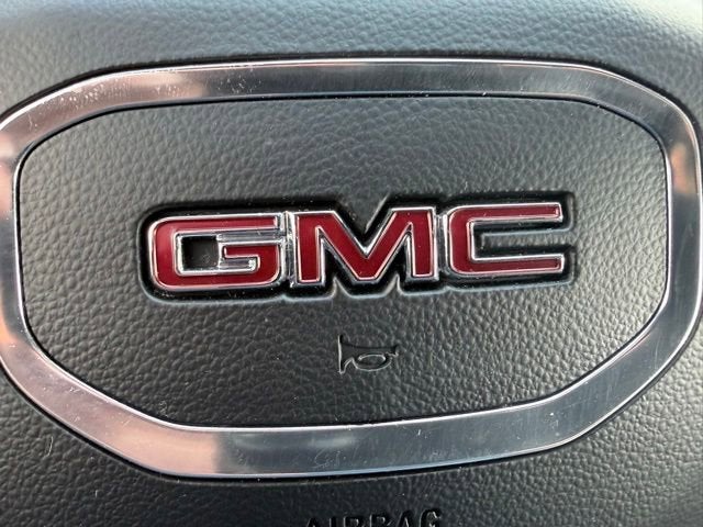 2022 GMC Yukon SLE
