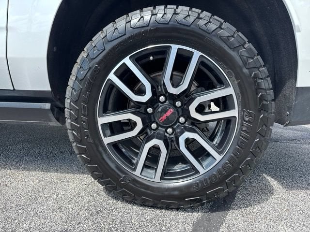 2022 GMC Yukon XL AT4