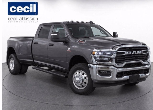 2026 RAM 3500 Tradesman Crew Cab 4x4 8' Box