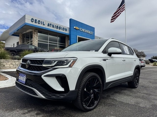 2024 Volkswagen Taos SEL