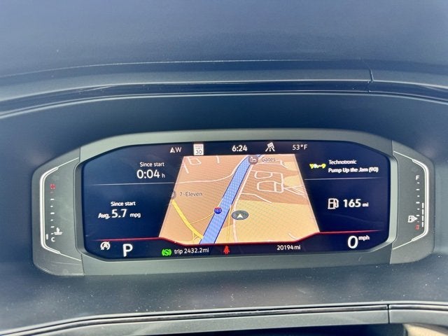 2024 Volkswagen Taos SEL