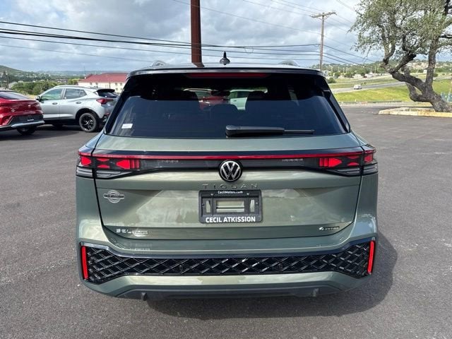 2026 Volkswagen Tiguan SEL R-Line Turbo