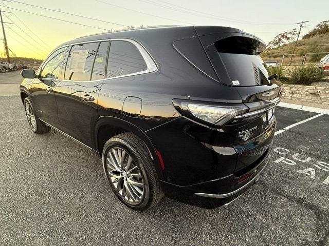 2025 Buick Enclave Avenir