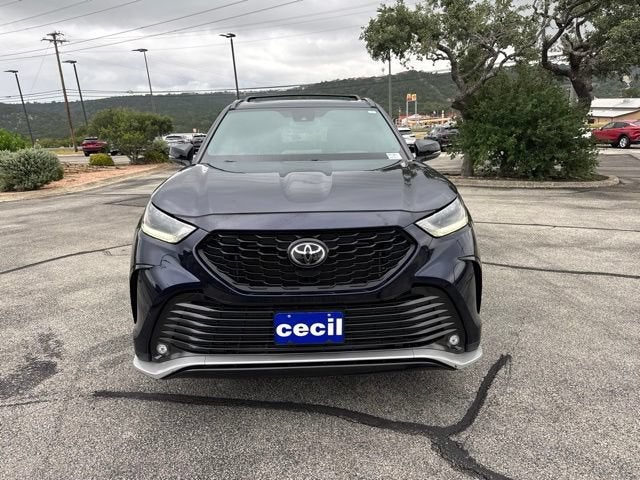 2022 Toyota Highlander XSE