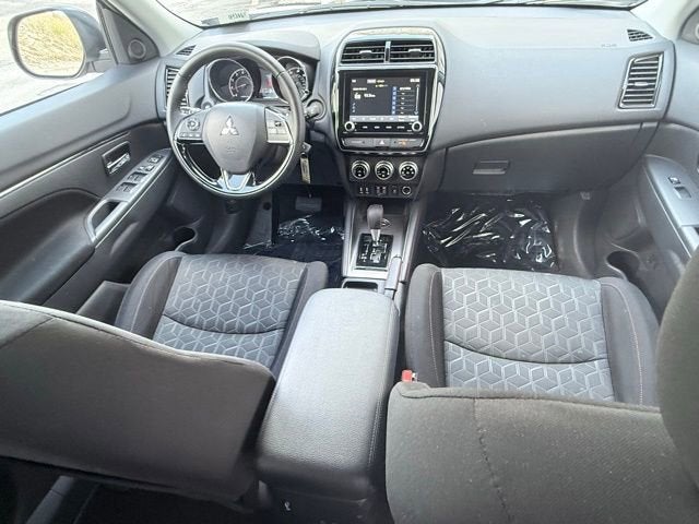 2025 Mitsubishi Outlander Sport S