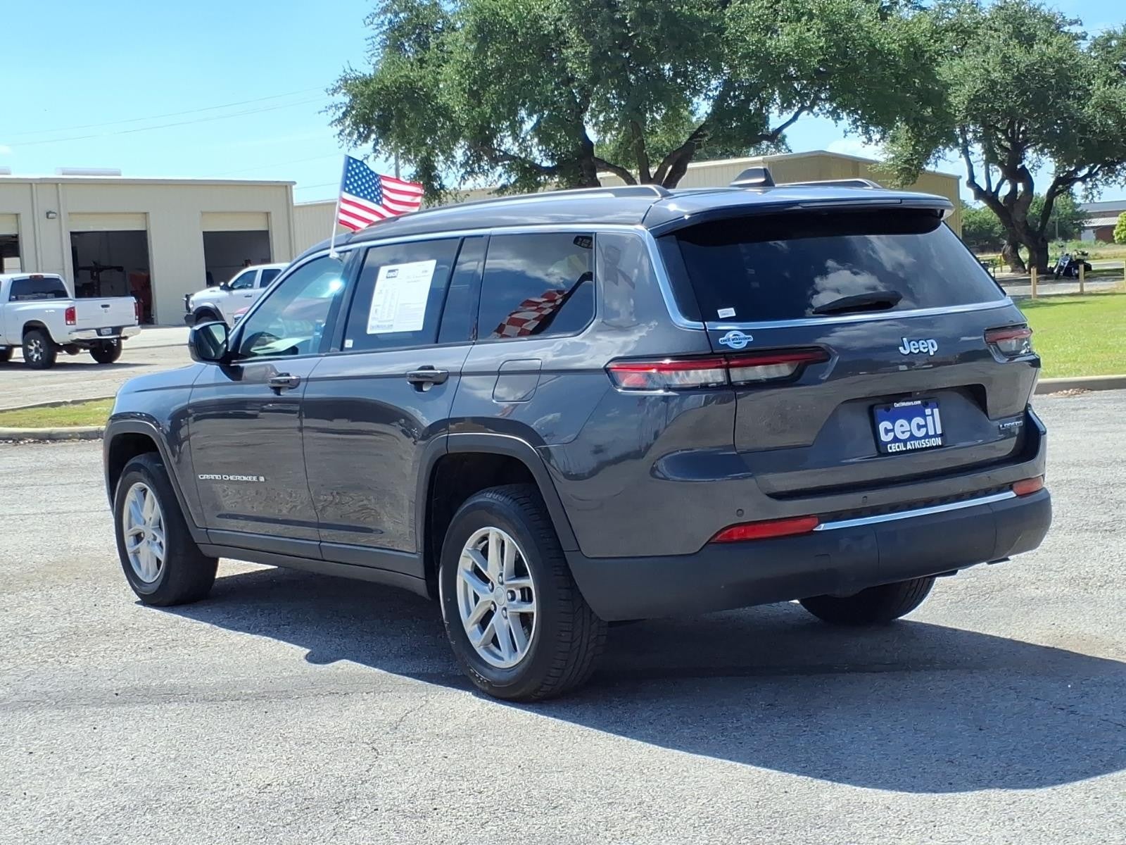 2023 Jeep Grand Cherokee L Laredo