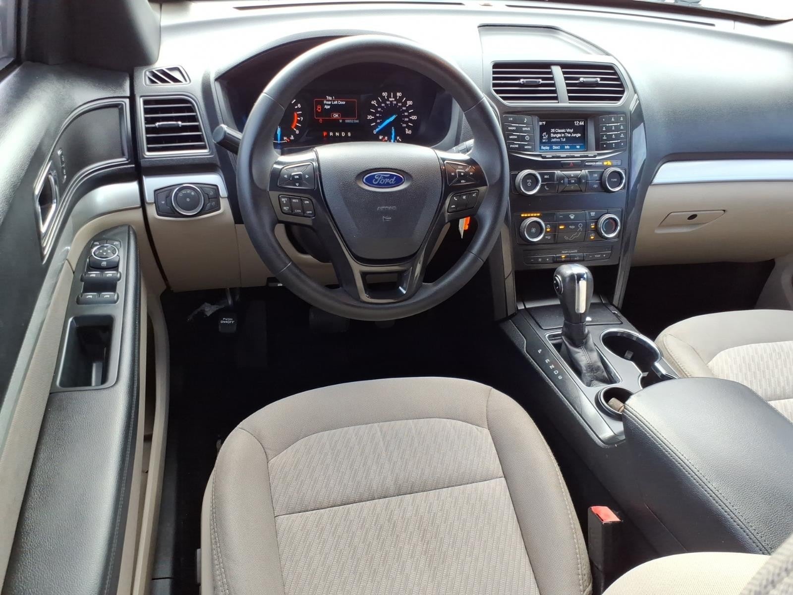 2019 Ford Explorer Base