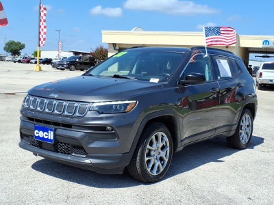 2022 Jeep Compass Latitude Lux