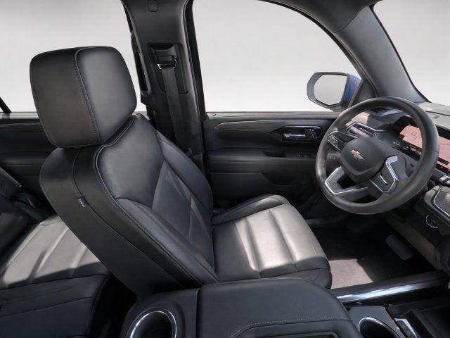 2025 Chevrolet Suburban LT