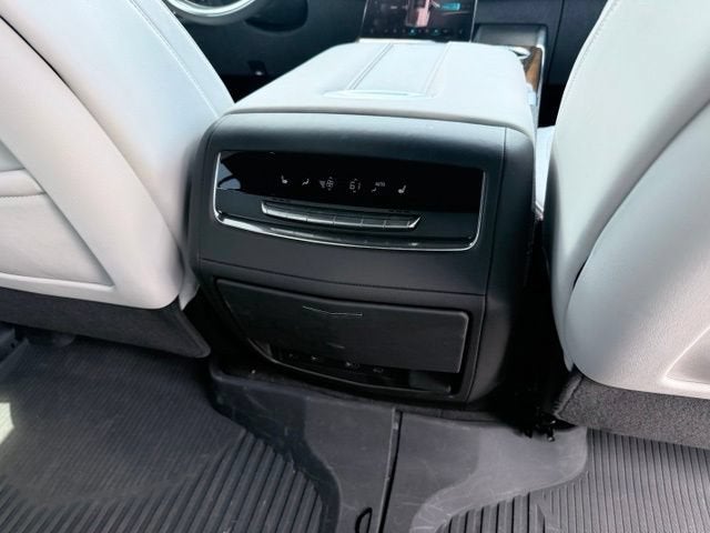 2025 Cadillac Escalade ESV Sport Platinum