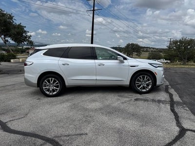 2023 Buick Enclave Premium