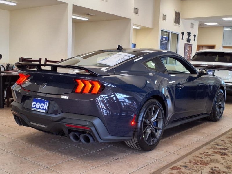 2025 Ford Mustang Dark Horse