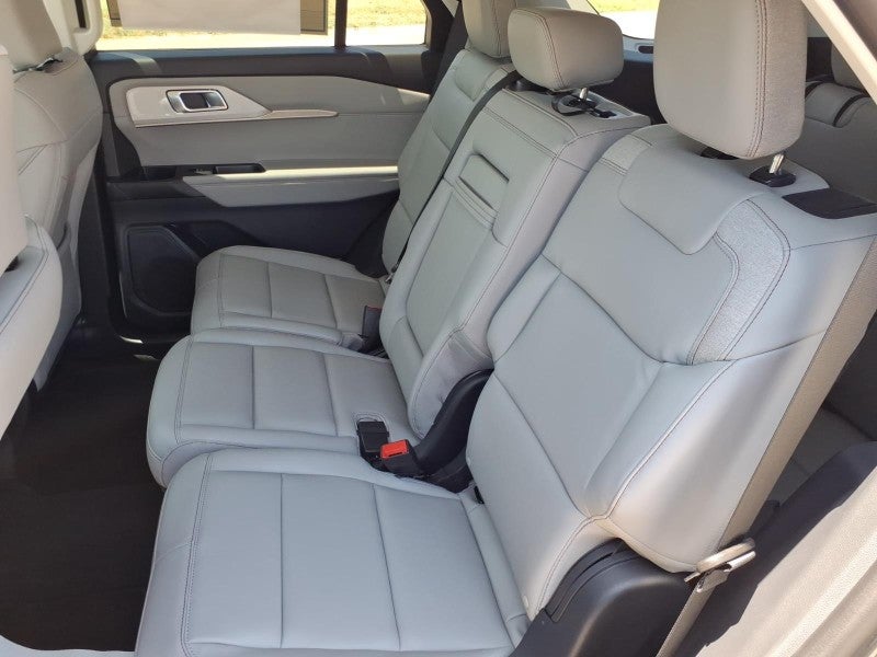 2026 Ford Explorer Active w/100A Pkg