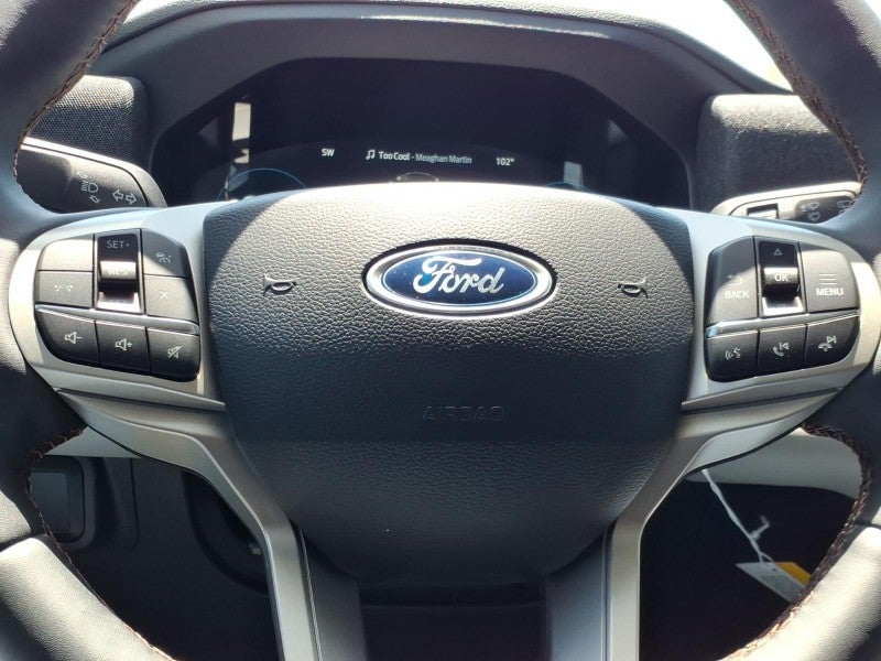 2026 Ford Explorer Active w/100A Pkg