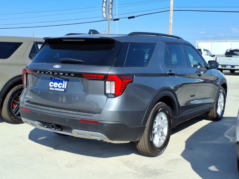 2027 Ford Explorer Active w/200A Pkg
