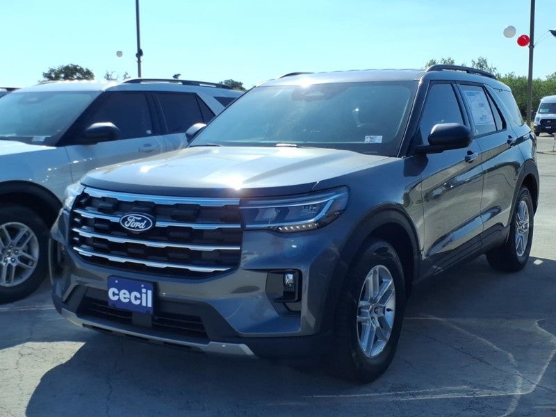 2027 Ford Explorer Active w/200A Pkg