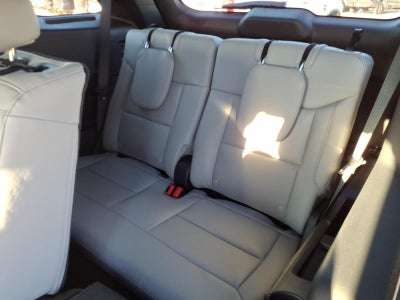 2027 Ford Explorer Active w/200A Pkg