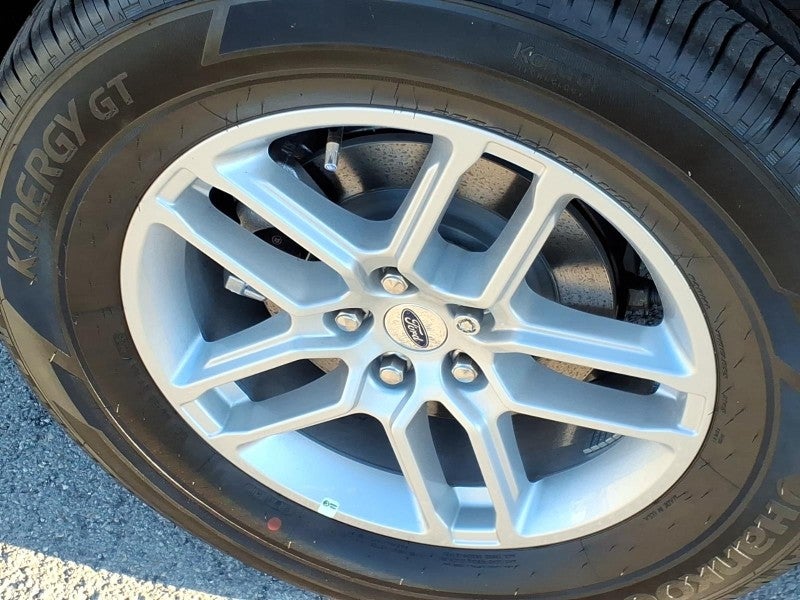 2027 Ford Explorer Active w/200A Pkg