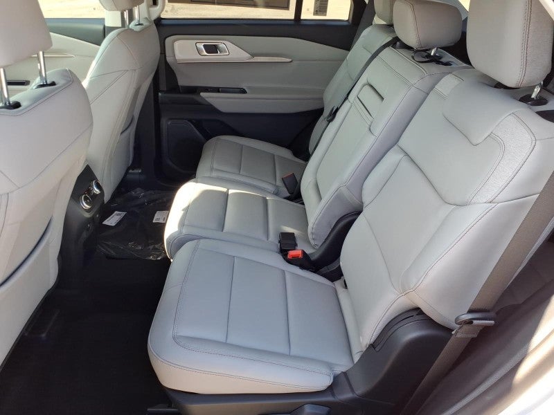 2026 Ford Explorer Active w/100A Pkg
