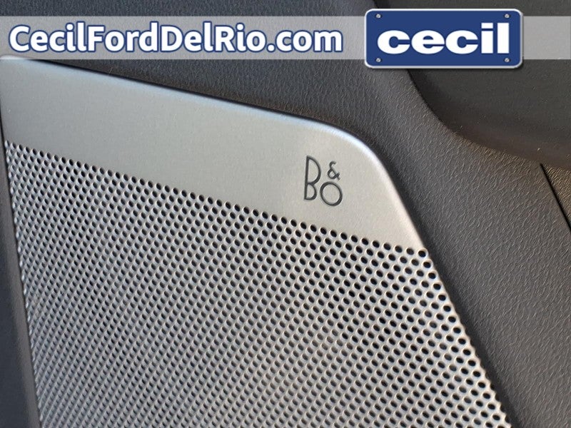 2026 Ford Super Duty LARIAT