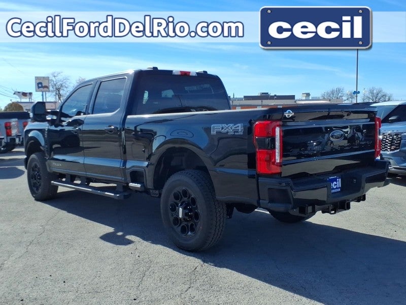2026 Ford Super Duty LARIAT