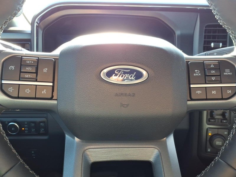 2026 Ford Super Duty LARIAT