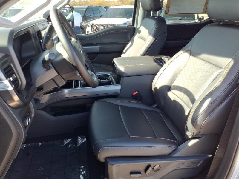 2026 Ford Super Duty LARIAT