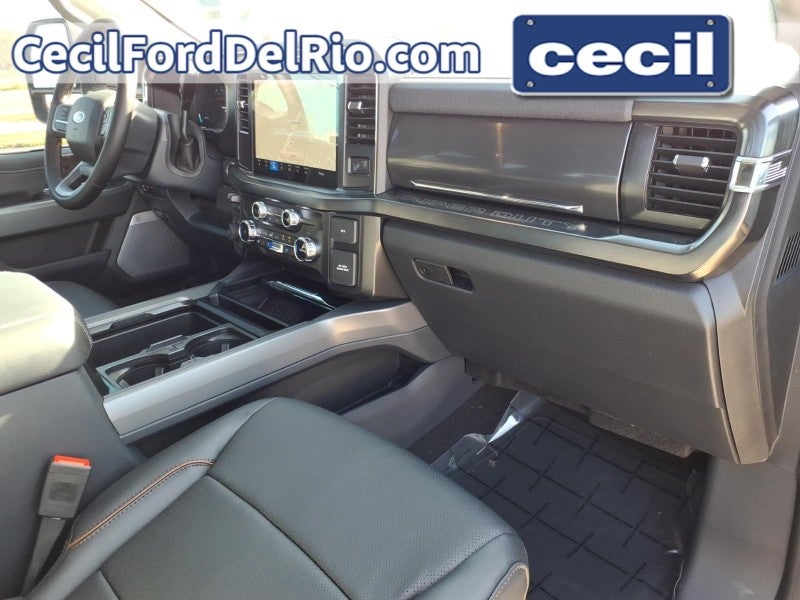 2026 Ford Super Duty LARIAT