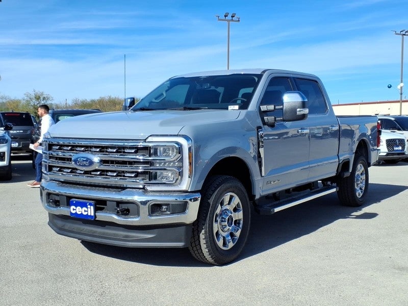 2026 Ford Super Duty LARIAT