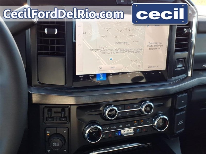 2026 Ford Super Duty LARIAT