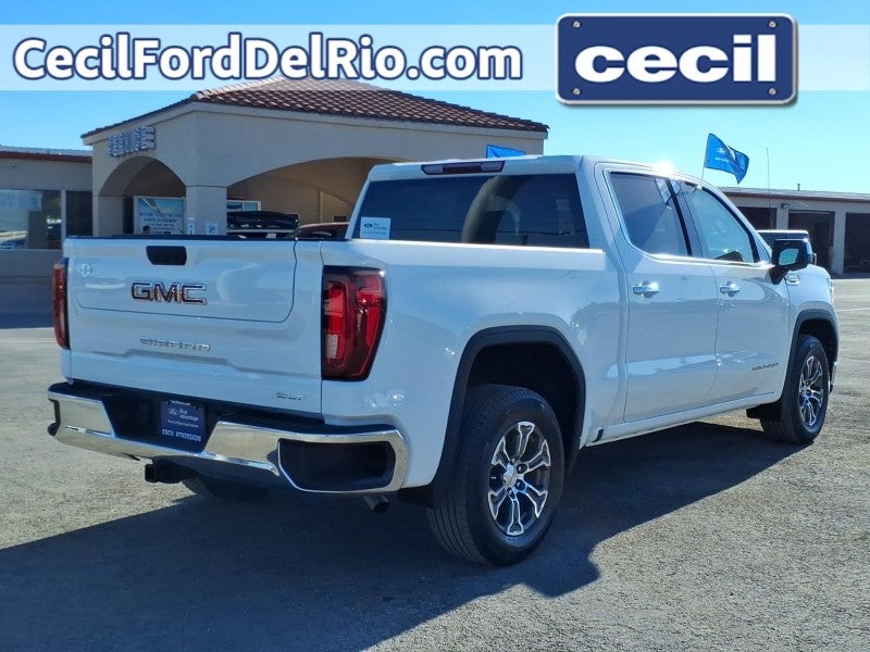 2025 GMC Sierra 1500 SLT