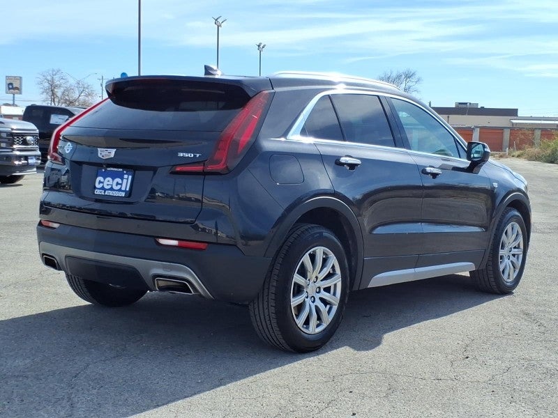2023 Cadillac XT4 FWD Premium Luxury