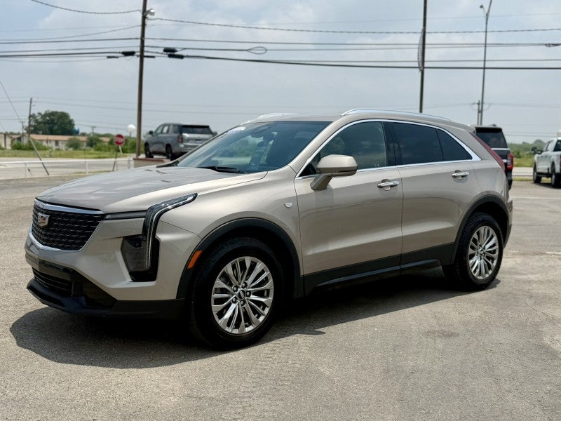 2024 Cadillac XT4 FWD Premium Luxury