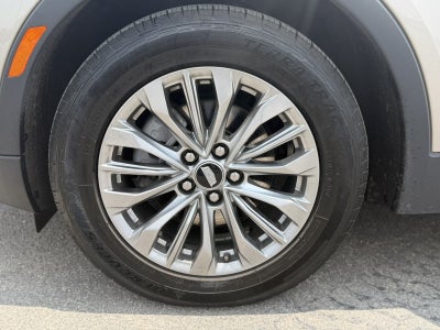 2024 Cadillac XT4 FWD Premium Luxury