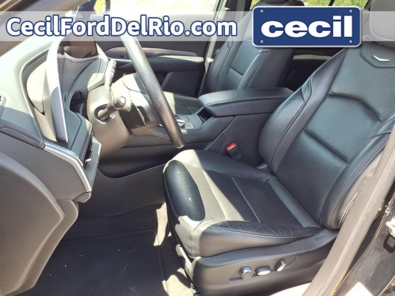 2024 Cadillac XT4 FWD Premium Luxury