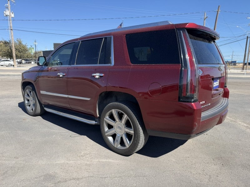 2016 Cadillac Escalade Luxury Collection