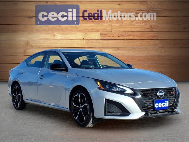 2024 Nissan Altima SR