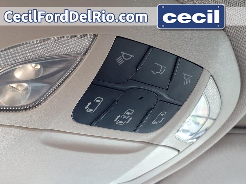 2023 Chrysler Voyager (fleet-only) LX